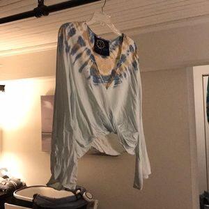 Long sleeve top